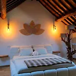 Domaine De Donstiennes 3*