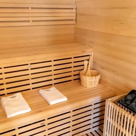 Domaine De Donstiennes Thuin