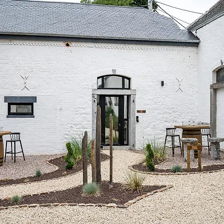 Domaine De Donstiennes Thuin